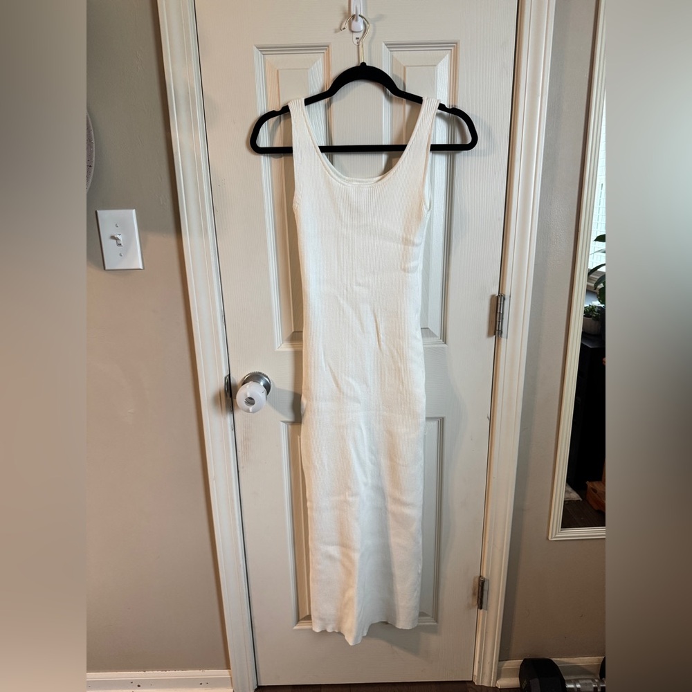 Légoe Heritage Hidden Side Nursing Zips Cream Maxi Dress